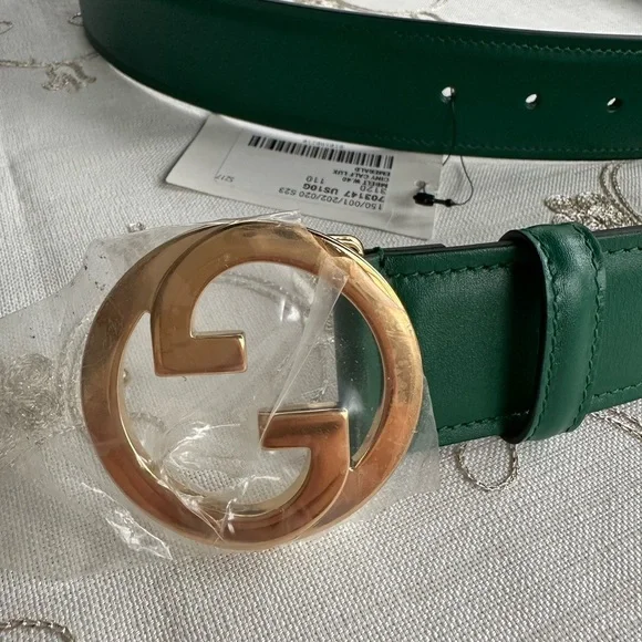 Gucci Emerald Belt with Gold Emblem - Picture 4 of 6